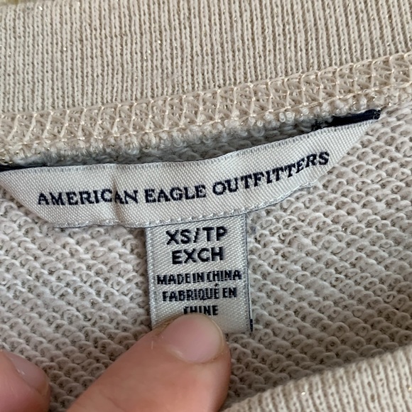 American Eagle Outfitters Size XS Sparkly Beige Sweater Top Women Clothing - Picture 3 of 4
